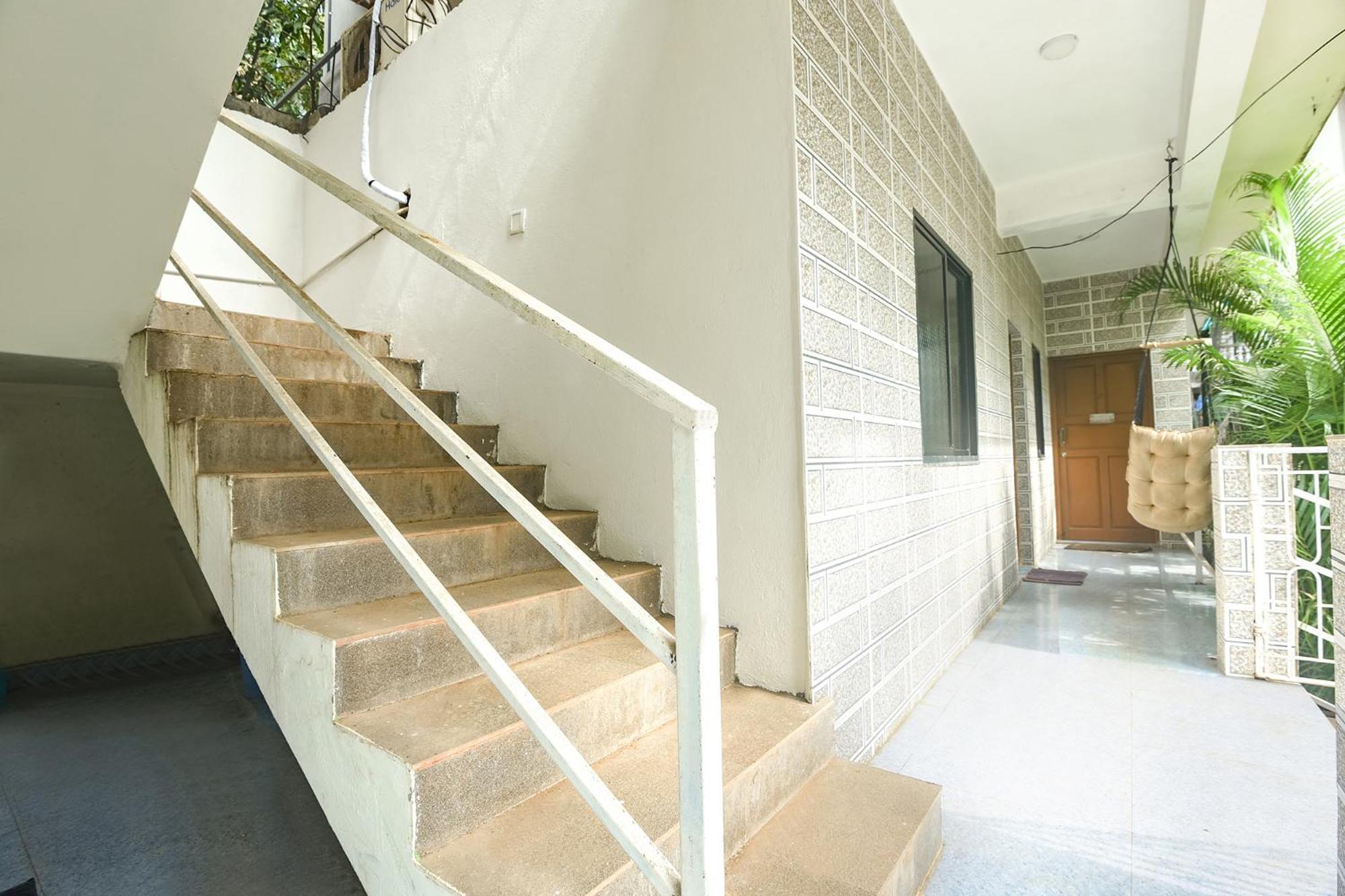 Fabhotel La Volga - Nr Morjim Beach Ngoại thất bức ảnh