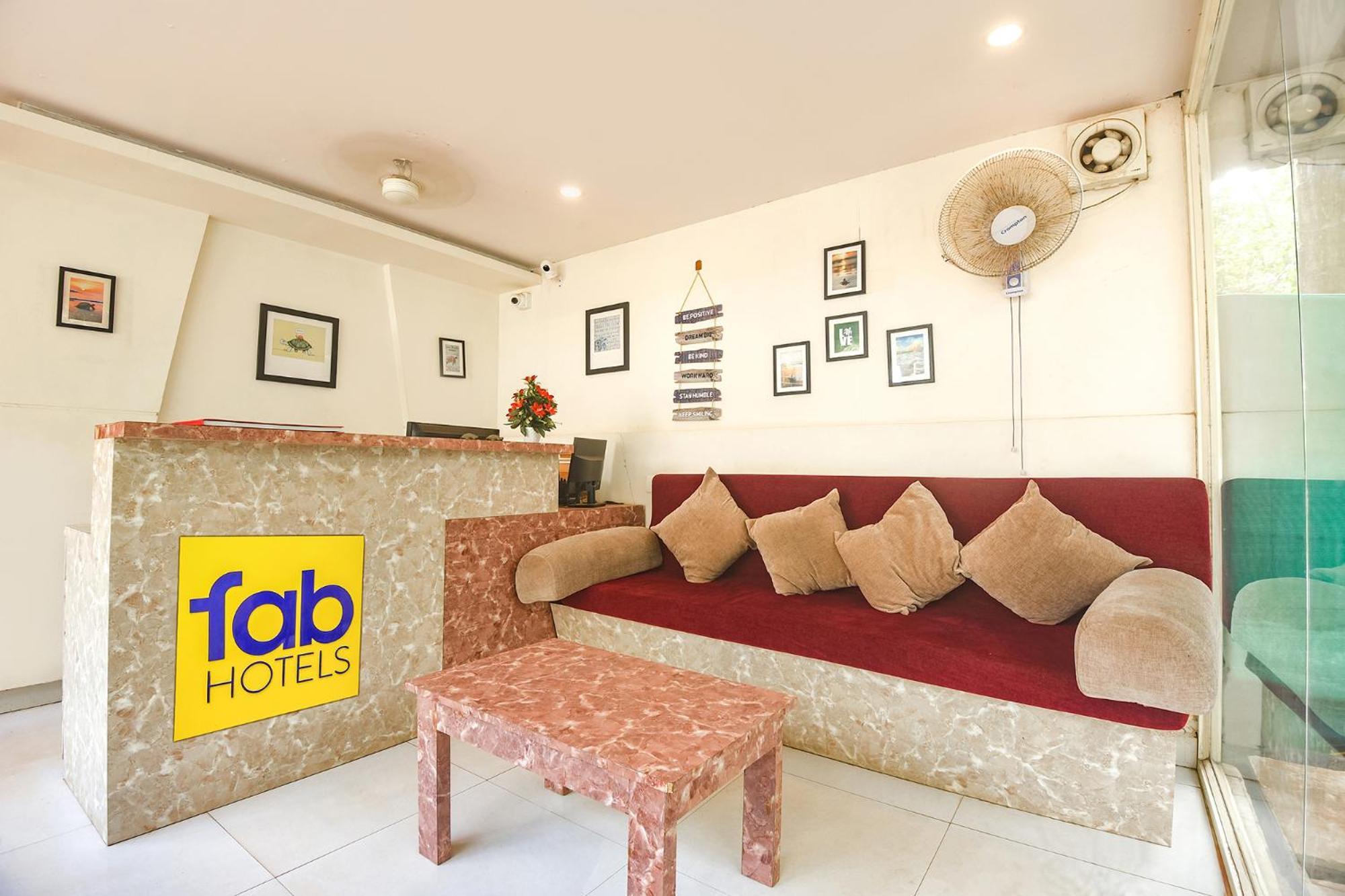 Fabhotel La Volga - Nr Morjim Beach Ngoại thất bức ảnh