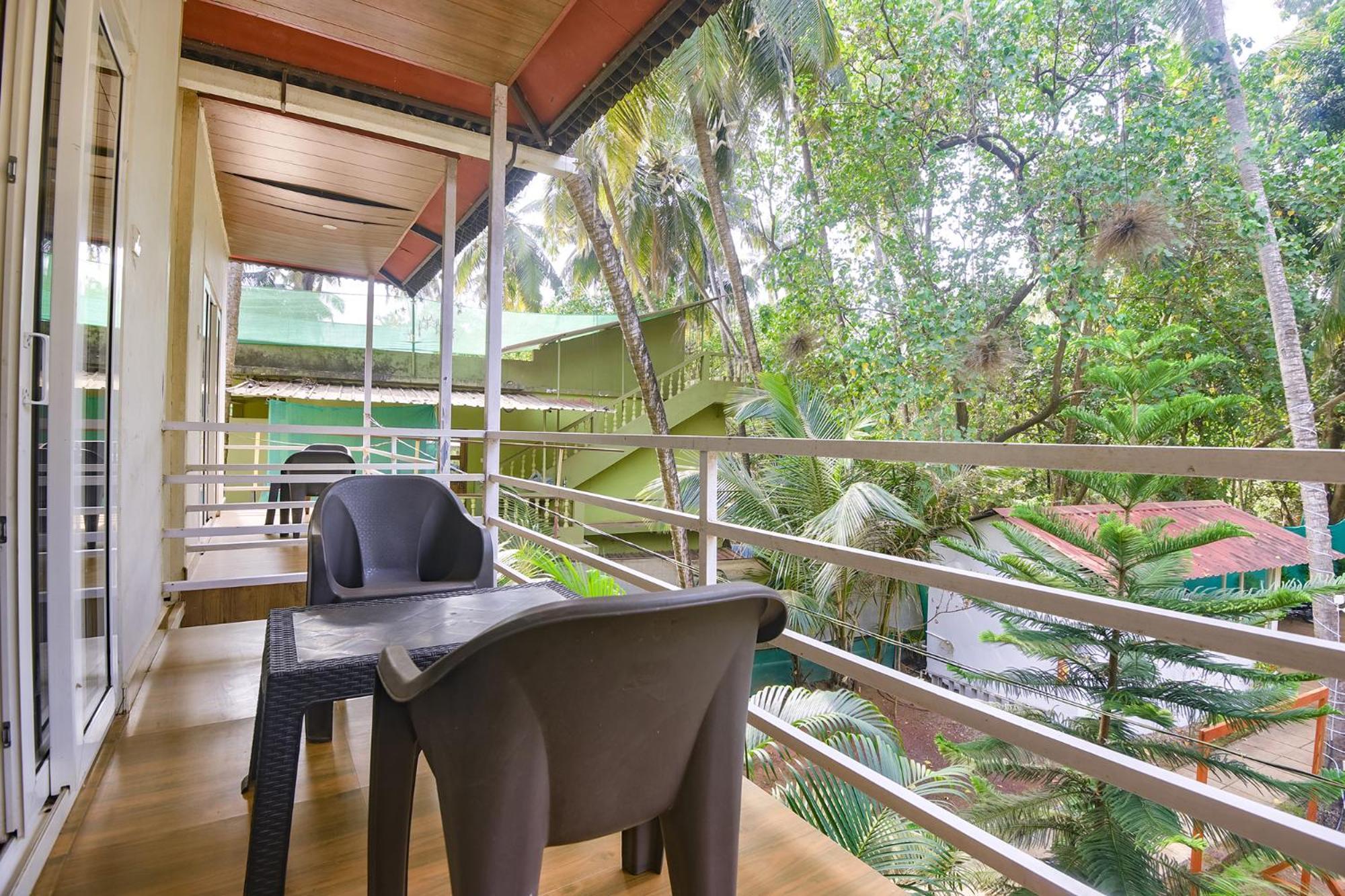 Fabhotel La Volga - Nr Morjim Beach Ngoại thất bức ảnh